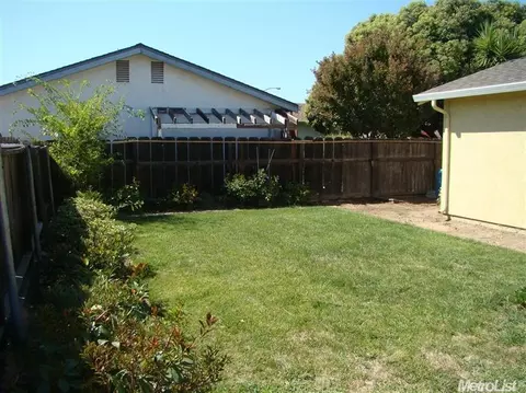 1364 Windgate Dr, Manteca, CA 95336 photo 6
