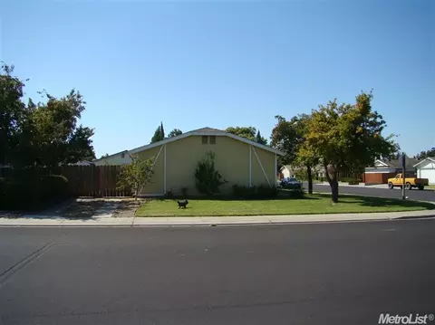 1364 Windgate Dr, Manteca, CA 95336 photo 4