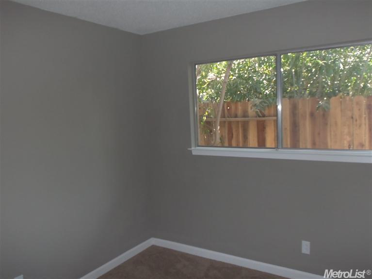 4250 Paradise Dr, Carmichael, CA 95608 photo 12