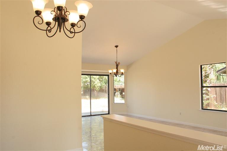 259 W E St, Galt, CA 95632 photo 4