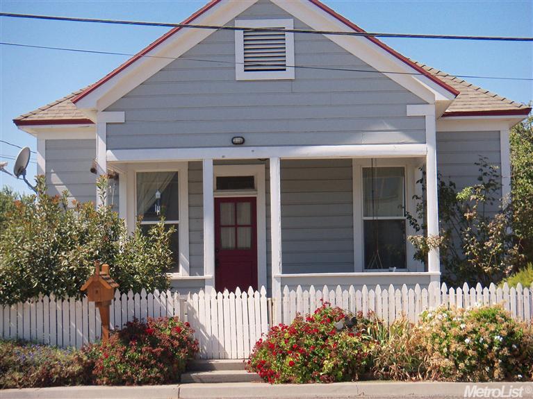 889 Main St, Newman, CA 95360 photo 1