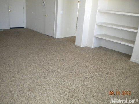 1217 Pleasant Ln, Merced, CA 95340 photo 8