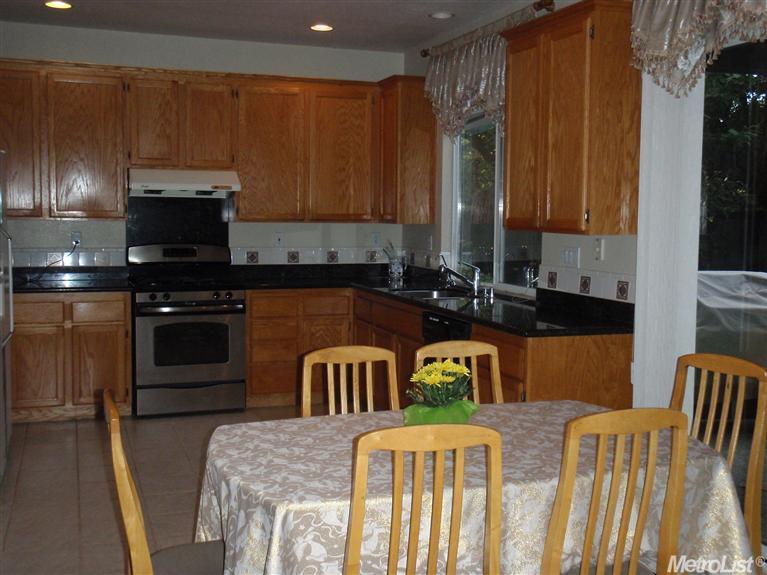 1580 Pinnacles Pl, Davis, CA 95616 photo 9