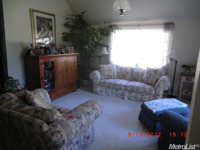 674 David Cir, Placerville, CA 95667 photo 2