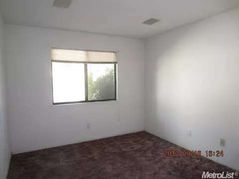 3136 Honey Bee Ct, Modesto, CA 95356 photo 5
