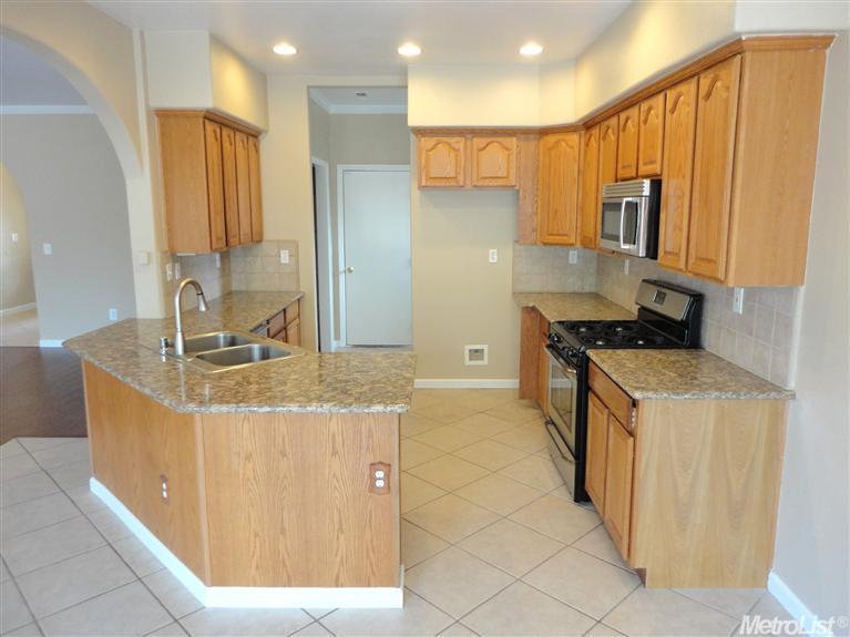 9461 Pershing Ave, Orangevale, CA 95662 photo 11