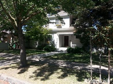 509 E Oak St, Lodi, CA 95240 photo 1