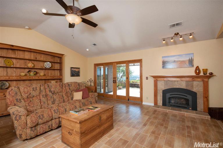 145 Detert, Jackson, CA 95642 photo 4