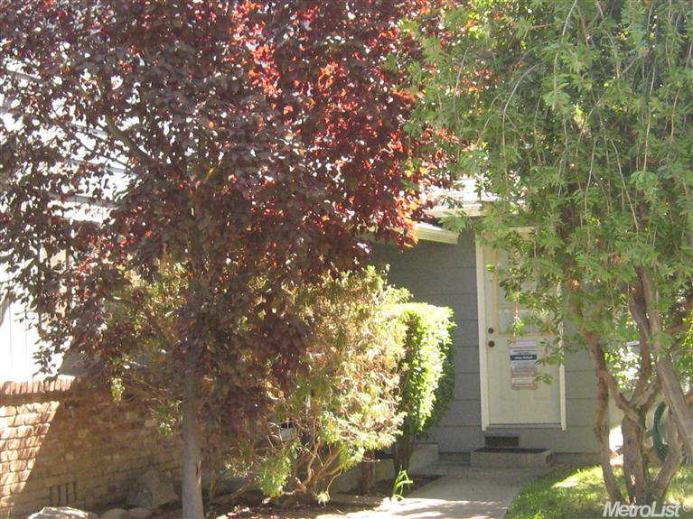 4811 Etna Ct, Carmichael, CA 95608 photo 2