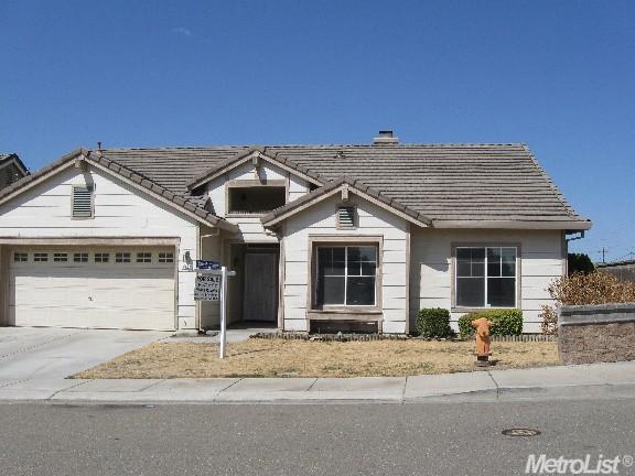 1005 Depot Dr, Manteca, CA 95337 photo 1