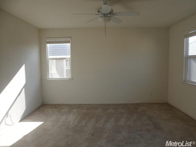385 Craftsman Dr, Lathrop, CA 95330 photo 13