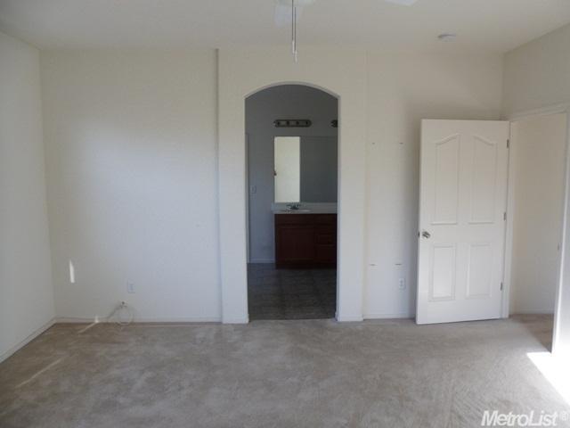 385 Craftsman Dr, Lathrop, CA 95330 photo 15