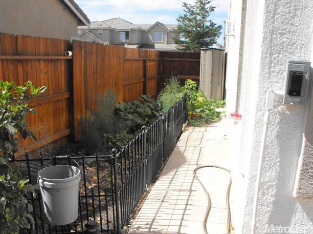 1100 Wallington Dr, Galt, CA 95632 photo 24