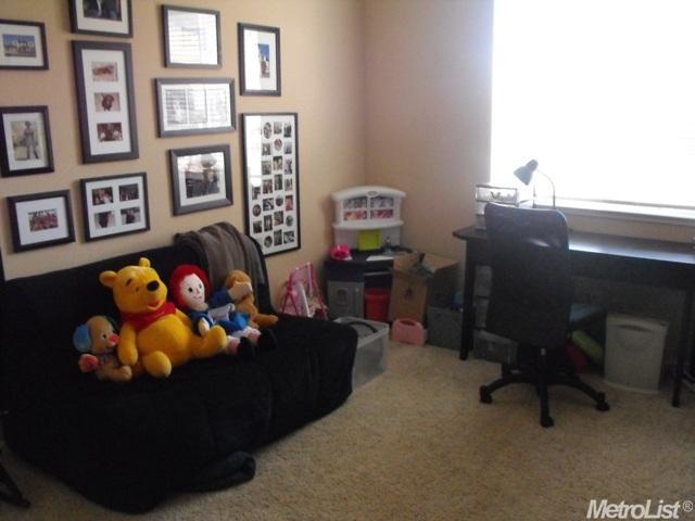 1100 Wallington Dr, Galt, CA 95632 photo 9