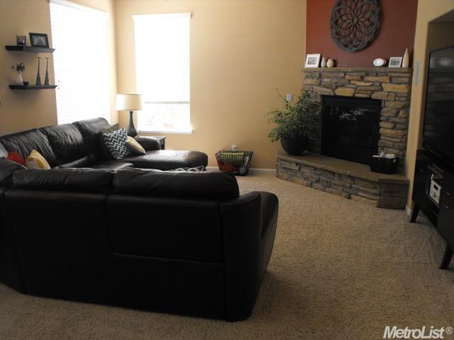 1100 Wallington Dr, Galt, CA 95632 photo 4