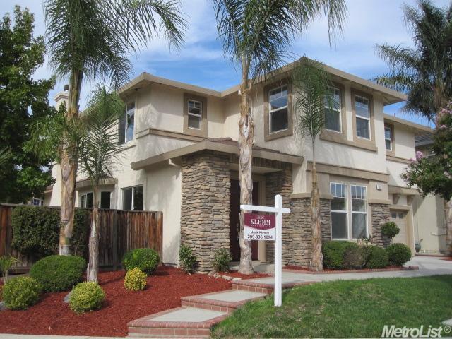 889 Alpina Ct, Tracy, CA 95376 photo 1
