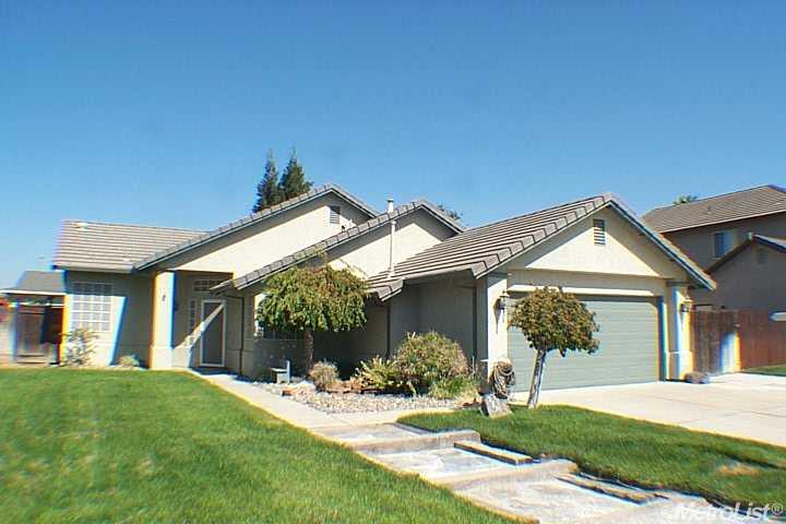 739 Chenin Blanc Dr, Manteca, CA 95337 photo 1