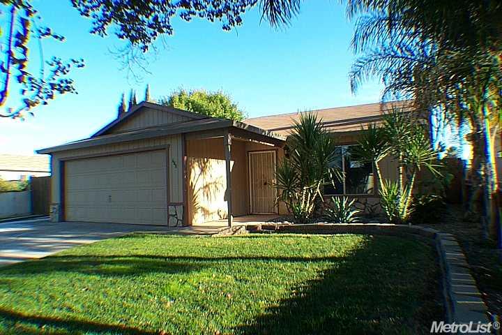 648 Rosemary Dr, Patterson, CA 95363 photo 1