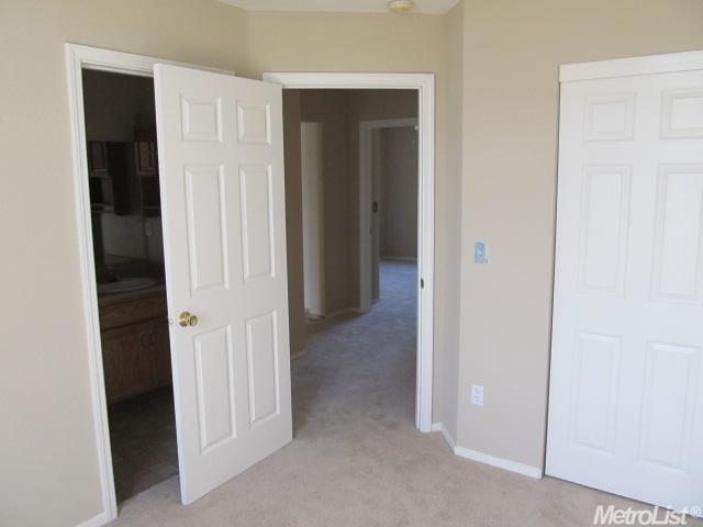 7393 Peridot Ave, Winton, CA 95388 photo 8