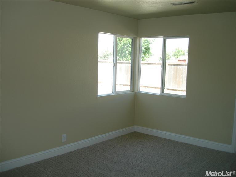 1217 Yellowstone Ave, Modesto, CA 95358 photo 16