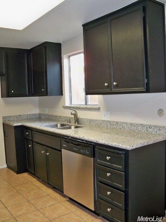 3012 Snowberry Ln, Modesto, CA 95354 photo 4