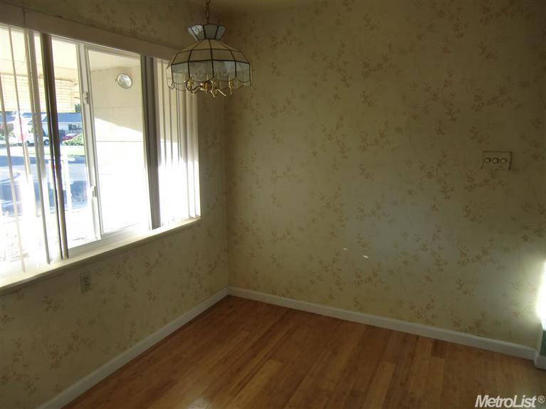 4776 Bowerwood Dr, Carmichael, CA 95608 photo 4