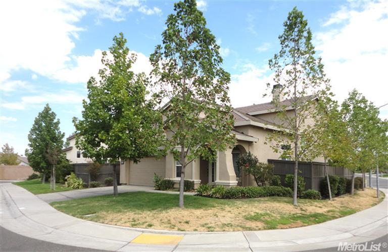 4567 Woodhawk Way, Antelope, CA 95843 photo 2