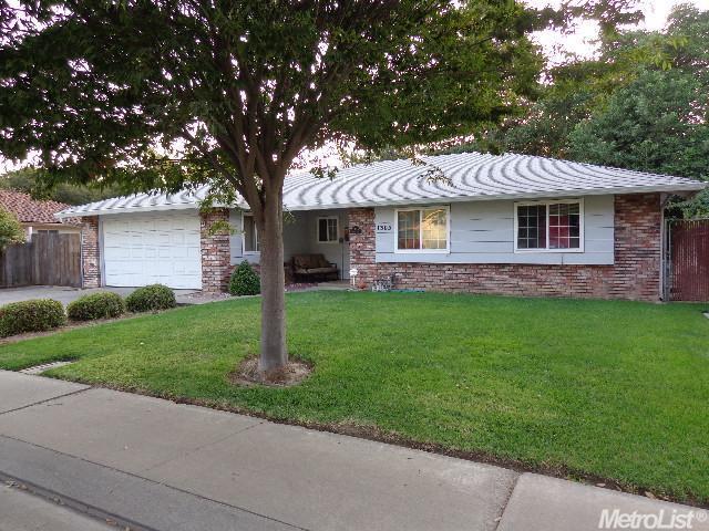 1305 Kara Ln, Modesto, CA 95355 photo 2