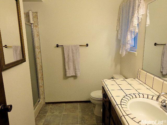 1305 Kara Ln, Modesto, CA 95355 photo 15