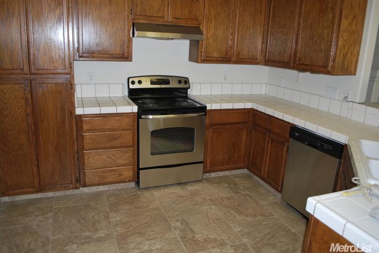 2604 Mozart Dr, Modesto, CA 95358 photo 3