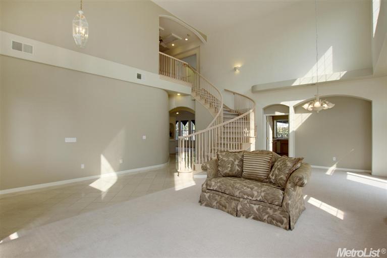 369 Sandpiper Dr, Davis, CA 95616 photo 3