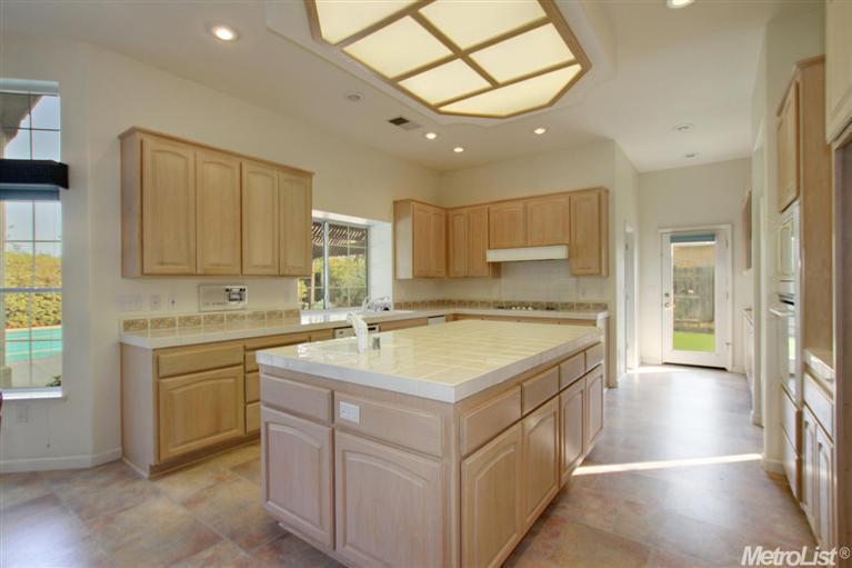 369 Sandpiper Dr, Davis, CA 95616 photo 7