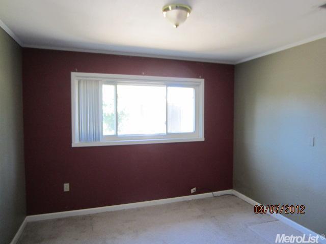 3821 Horton Ln, Carmichael, CA 95608 photo 11