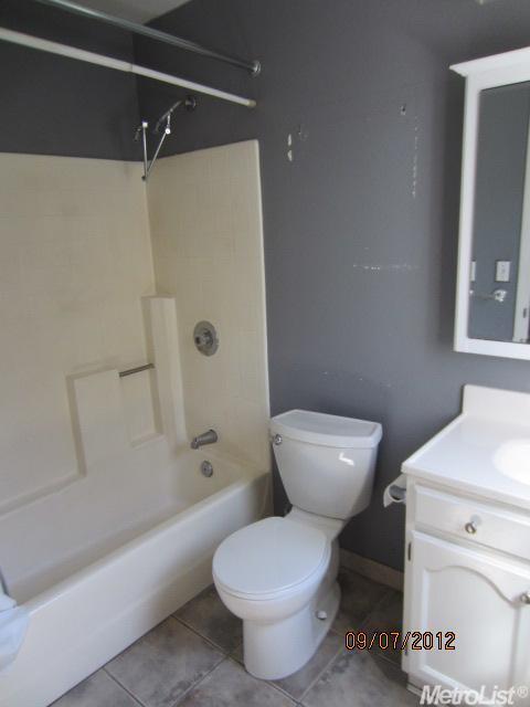 3821 Horton Ln, Carmichael, CA 95608 photo 13