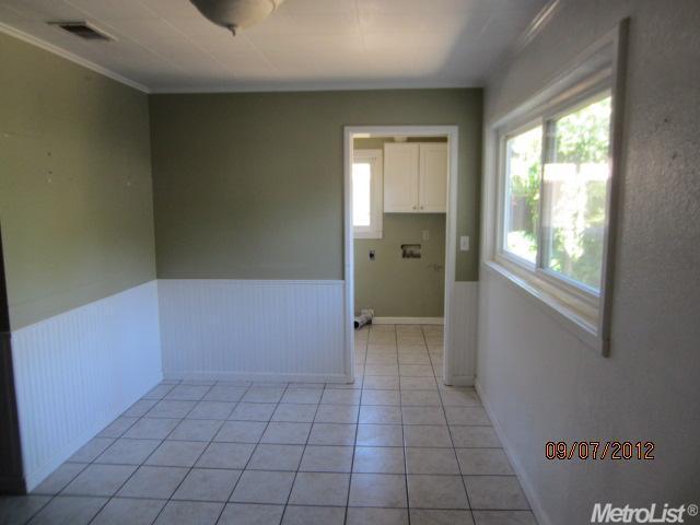 3821 Horton Ln, Carmichael, CA 95608 photo 6