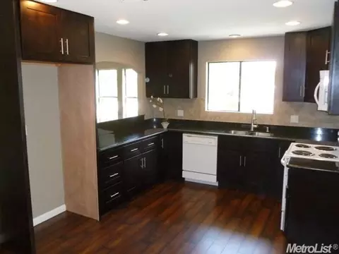 1265 Windsor Pl, Manteca, CA 95336 photo 5