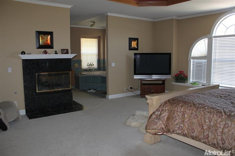 103 Hinkle Ct, Folsom, CA 95630 photo 9