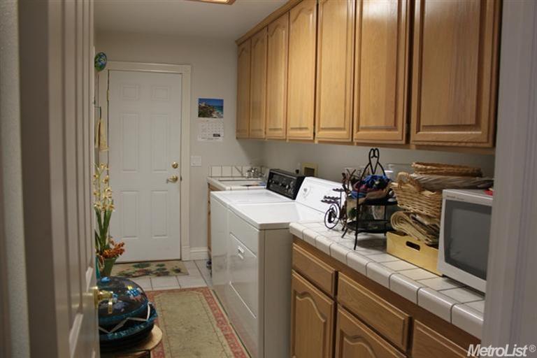 103 Hinkle Ct, Folsom, CA 95630 photo 8