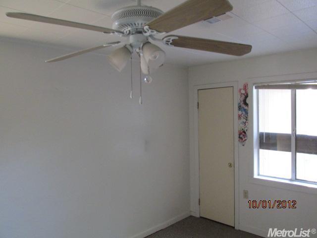 1515 Melrose Ave, Modesto, CA 95350 photo 5