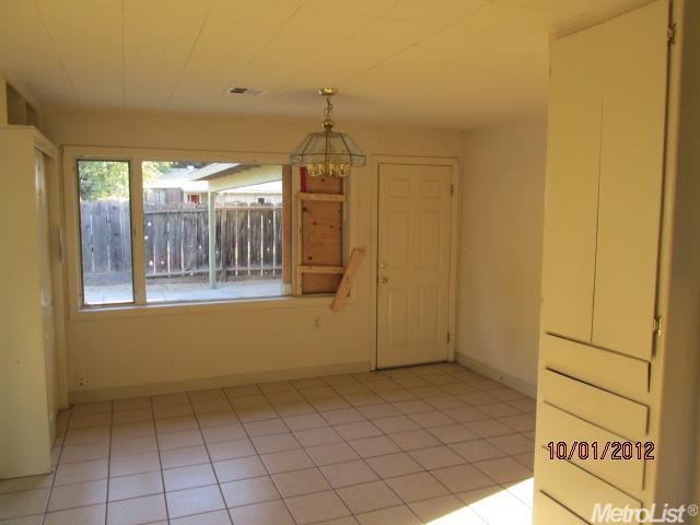 1515 Melrose Ave, Modesto, CA 95350 photo 3