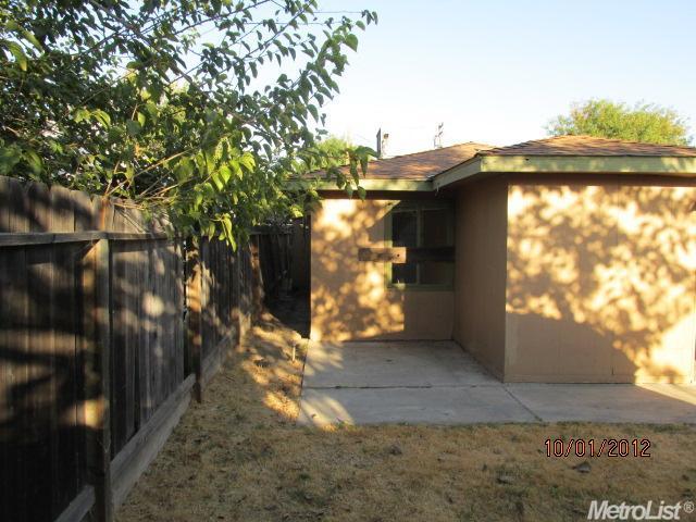 1515 Melrose Ave, Modesto, CA 95350 photo 10