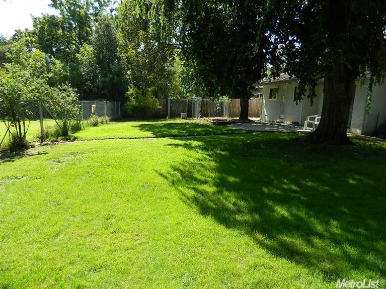 3824 Delaware Ave, Carmichael, CA 95608 photo 11