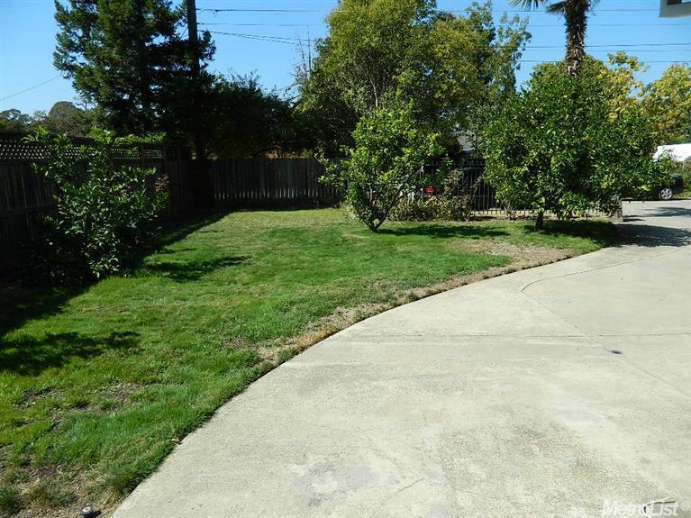 3824 Delaware Ave, Carmichael, CA 95608 photo 2