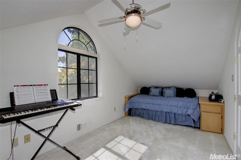 1001 Harrington Way, Carmichael, CA 95608 photo 17