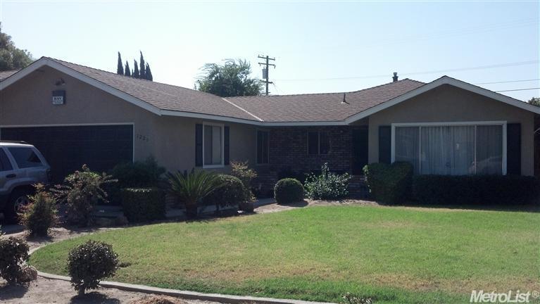 1221 Mcguire Dr, Modesto, CA 95355 photo 1