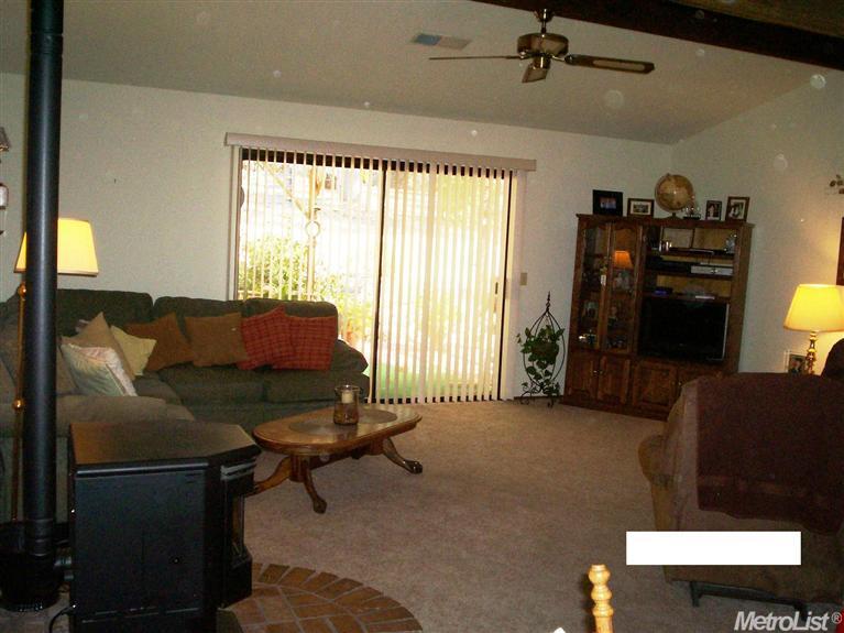 4001 Pine Bluff Ct, Placerville, CA 95667 photo 3