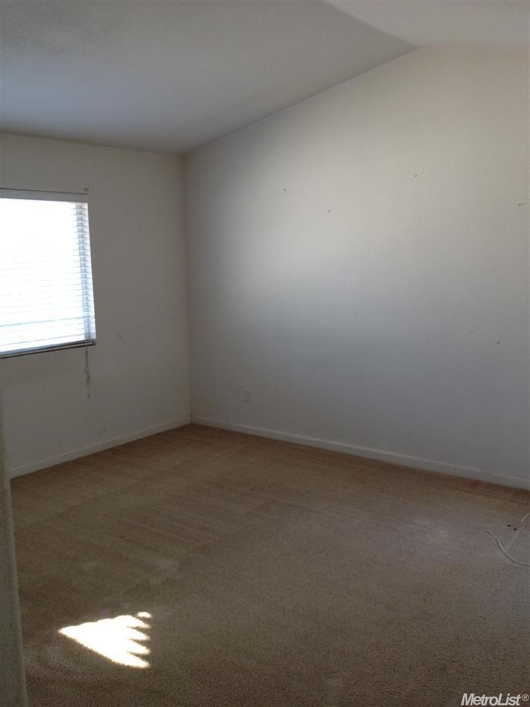 1943 Remembrance Ln, Tracy, CA 95377 photo 8