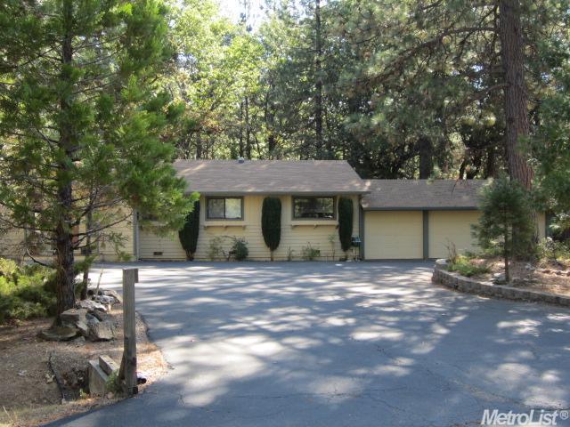 6321 Pine Needle Ln, Placerville, CA 95667 photo 3