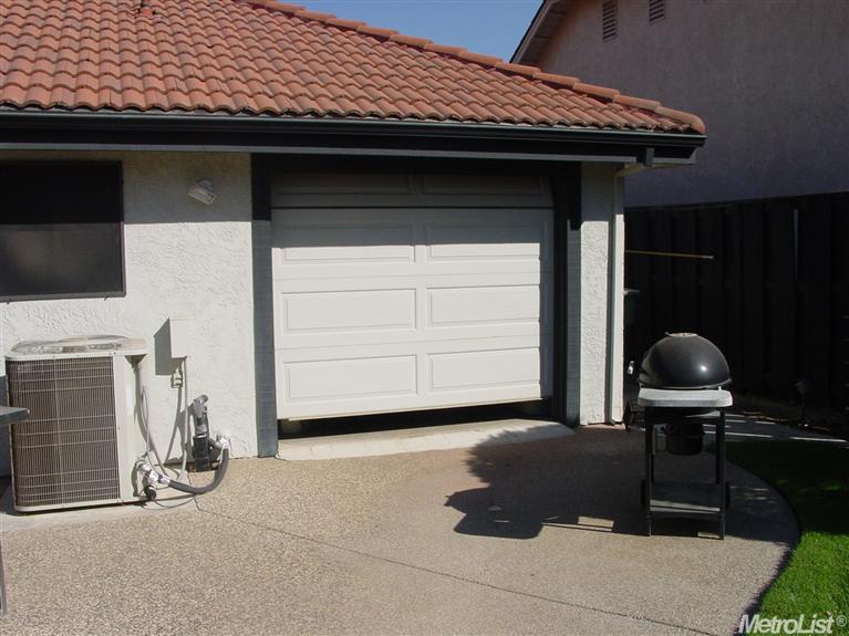 916 Bogarin Ln, Ripon, CA 95366 photo 16