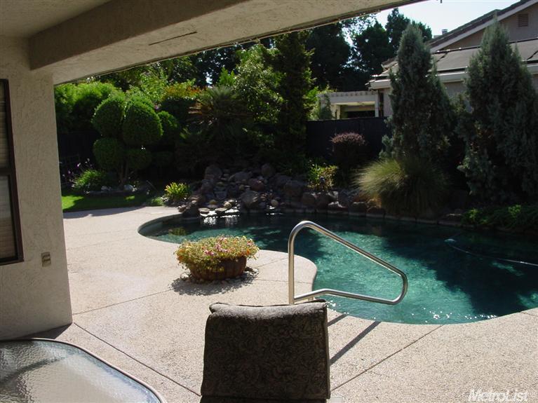 916 Bogarin Ln, Ripon, CA 95366 photo 17